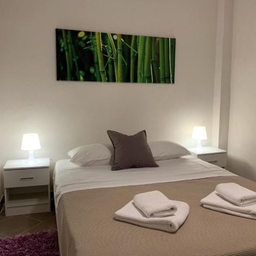 Aloha – One-bedroom Apartment with Partially Sea View – 4 persons