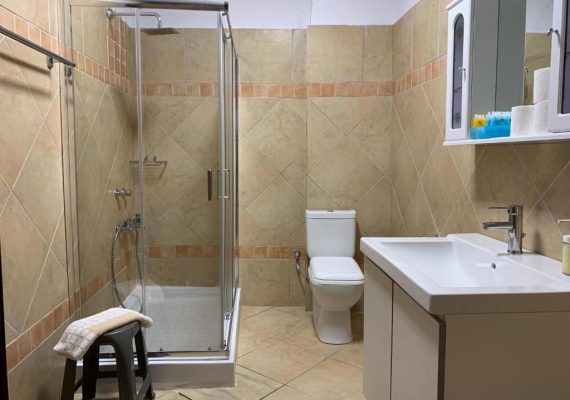 Atlantis – Three-bedroom Apartment with Sea View – 7 persons