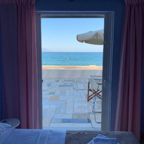 Atlantis – Three-bedroom Apartment with Sea View – 7 persons