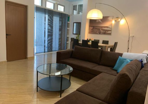 Atlantis – Three-bedroom Apartment with Sea View – 7 persons