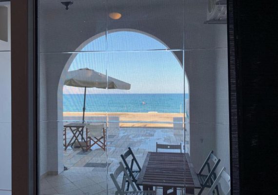 Atlantis – Three-bedroom Apartment with Sea View – 7 persons