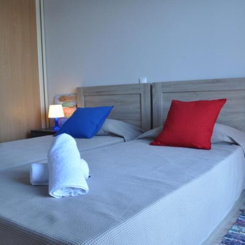 Lighthouse – Two-bedroom Apartment with Sea View – 6 persons