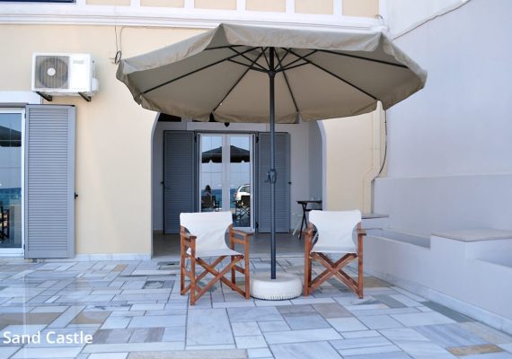 Sand Castle – Two-bedroom Apartment with Sea View – 6 persons