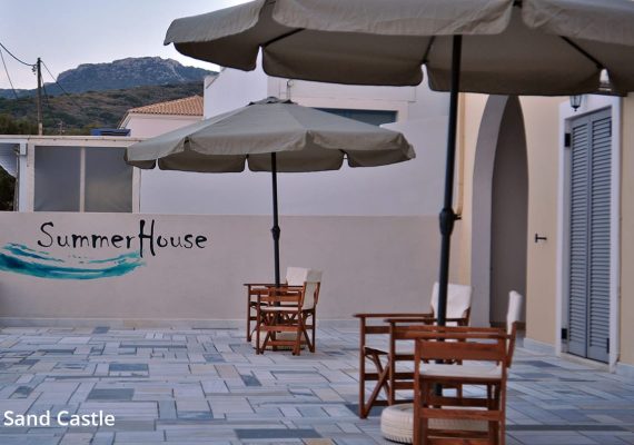 Sand Castle – Two-bedroom Apartment with Sea View – 6 persons